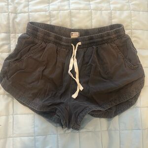 billabong surf shorts